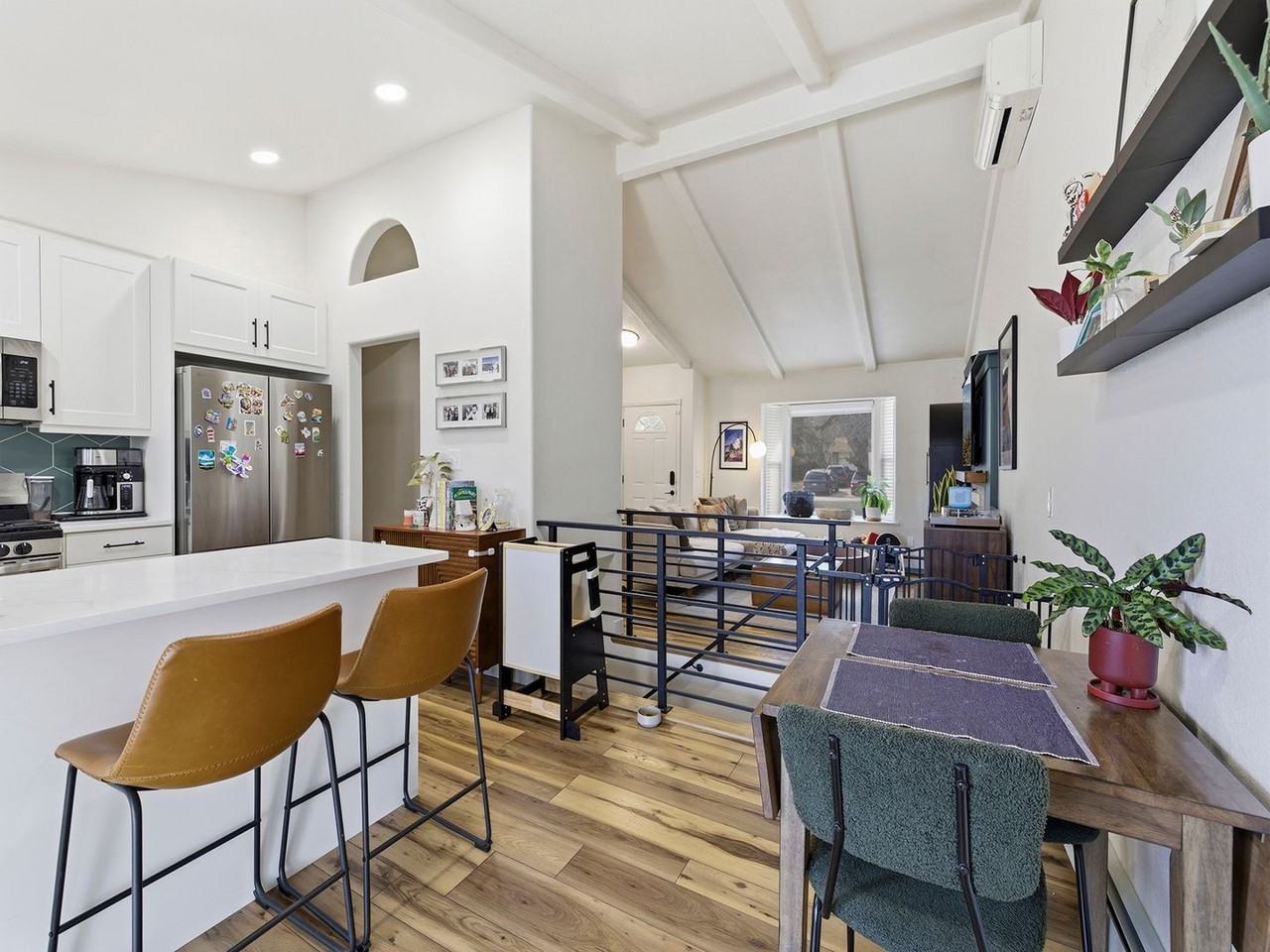 2213 Charolais Dr - Photo 5 of 22