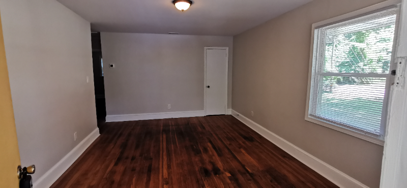 514 Porter St - Photo 4 of 12