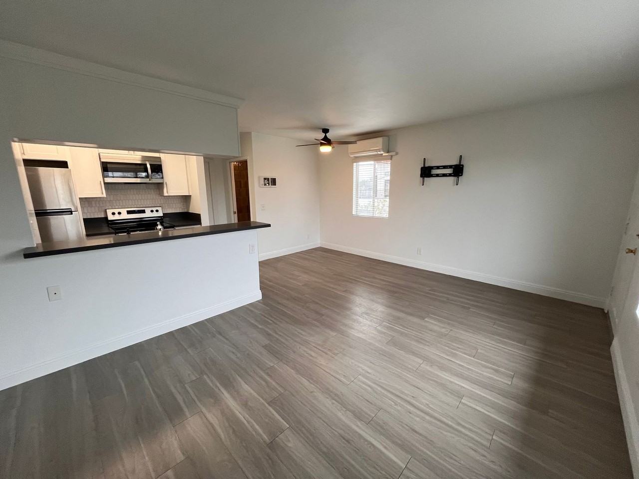 4511 36th St #7 - Photo 6 of 21