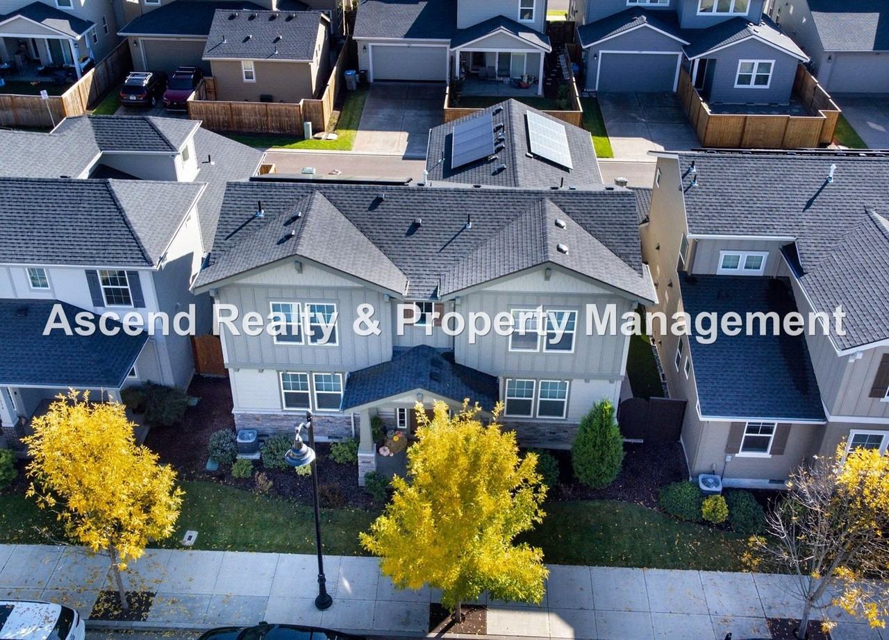 5328 Se Lone Oak St - Photo 2 of 23