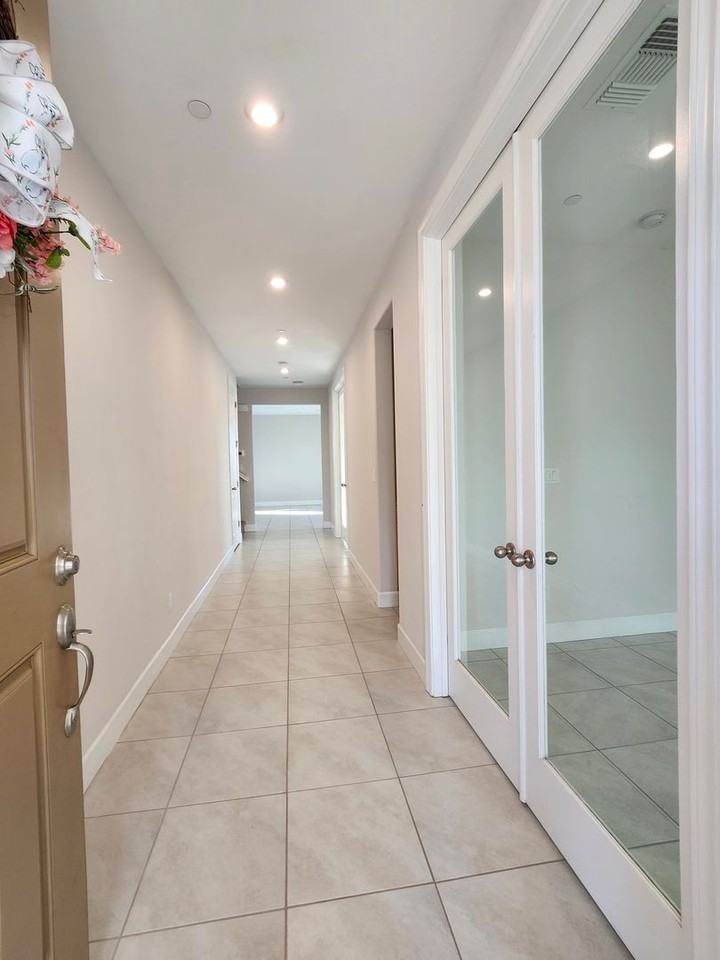 835 Berryessa Way - Photo 4 of 50