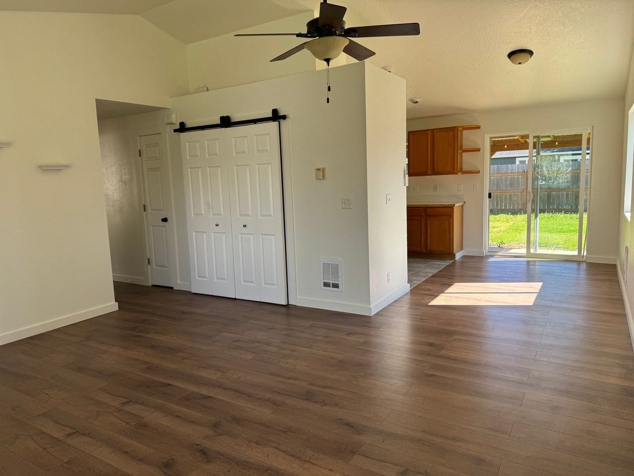 692 N 1st St - Photo 2 of 14