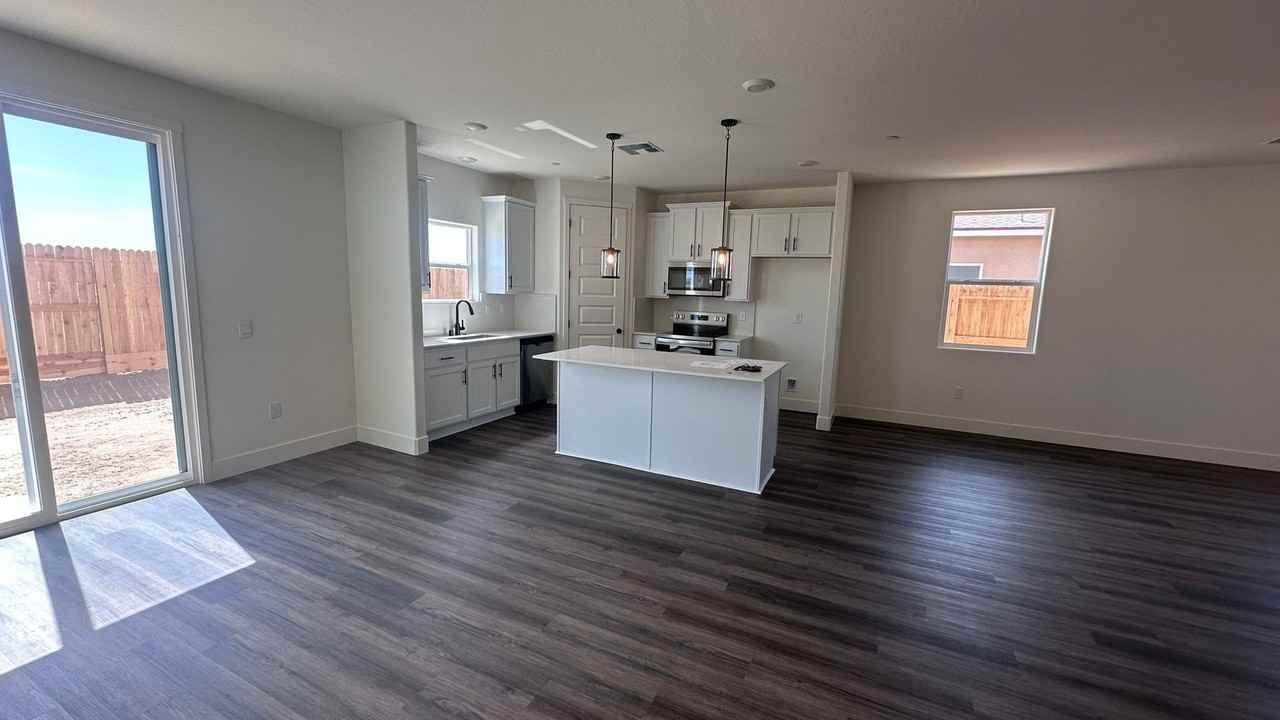 13909 13909 Ivory Chalice Dr - Photo 2 of 17