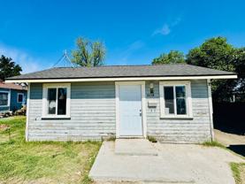 2418 Blossom St - Photo 1 of 1