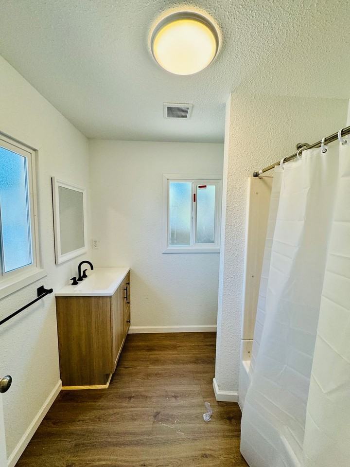 2418 Blossom St - Photo 5 of 5