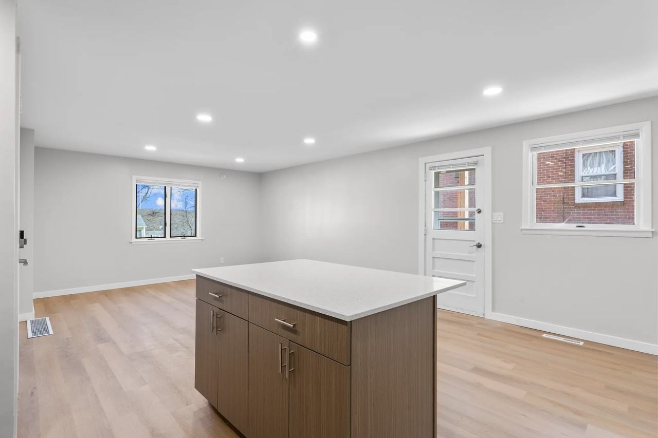 119 Wilbur Ave #1 - Photo 6 of 14