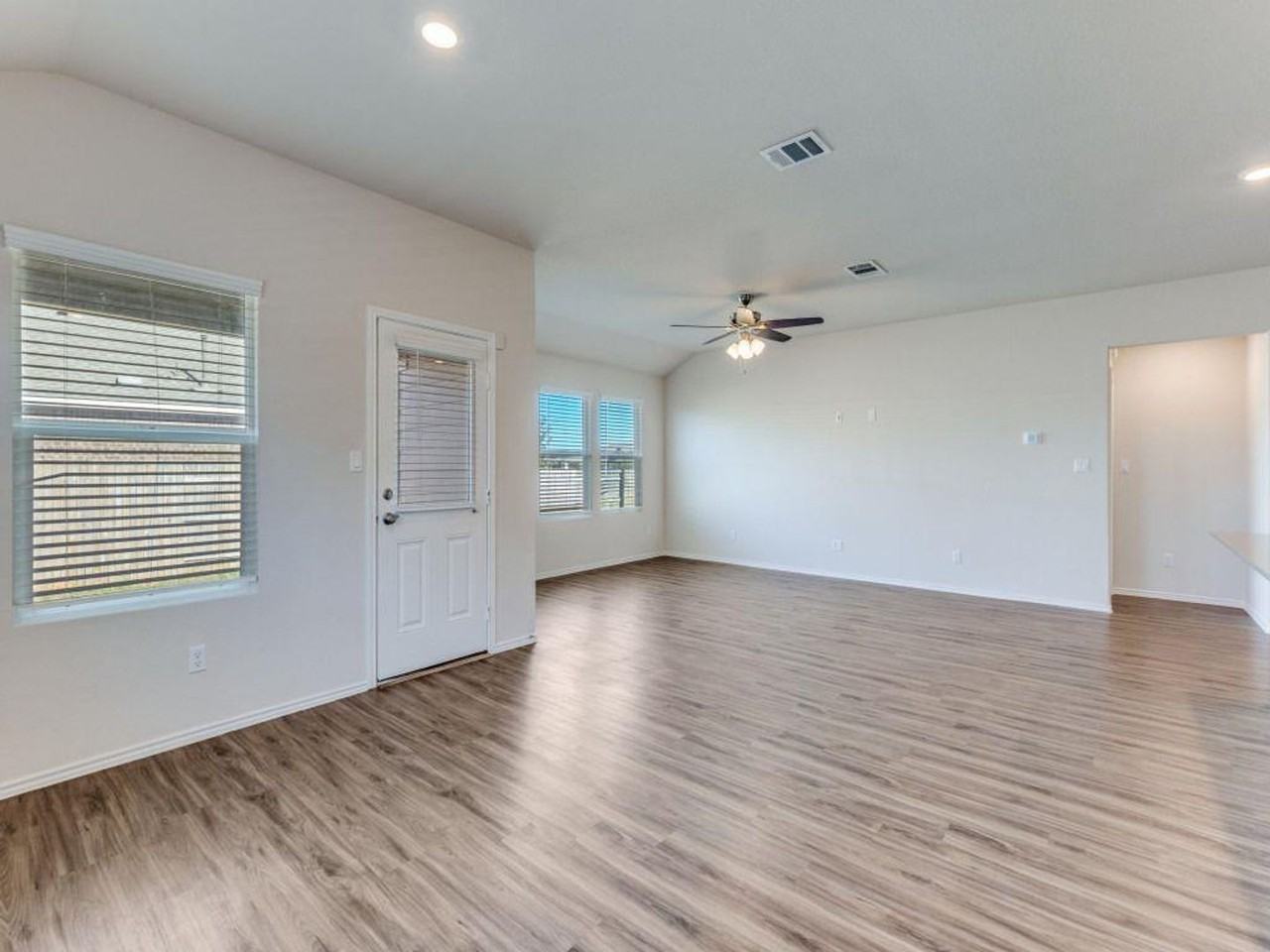 114 Isaac Millsaps Trl - Photo 3 of 25