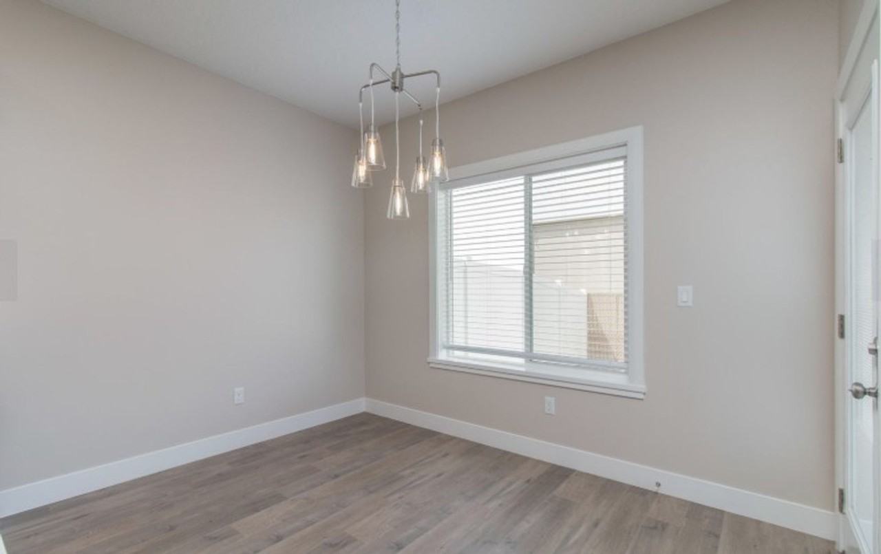 2694 W 220 N - Photo 5 of 14