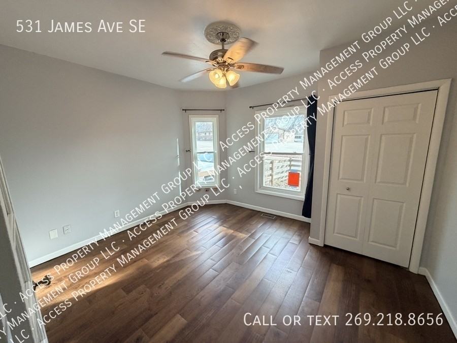531 James Ave Se - Photo 5 of 37