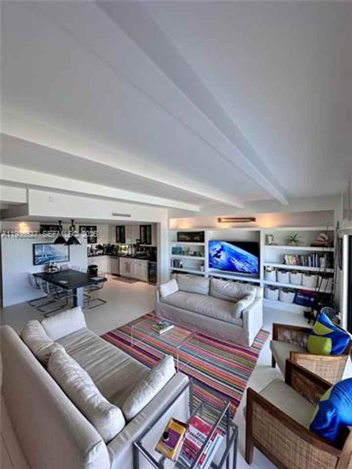 166 Harbor Dr #6B - Photo 5 of 32