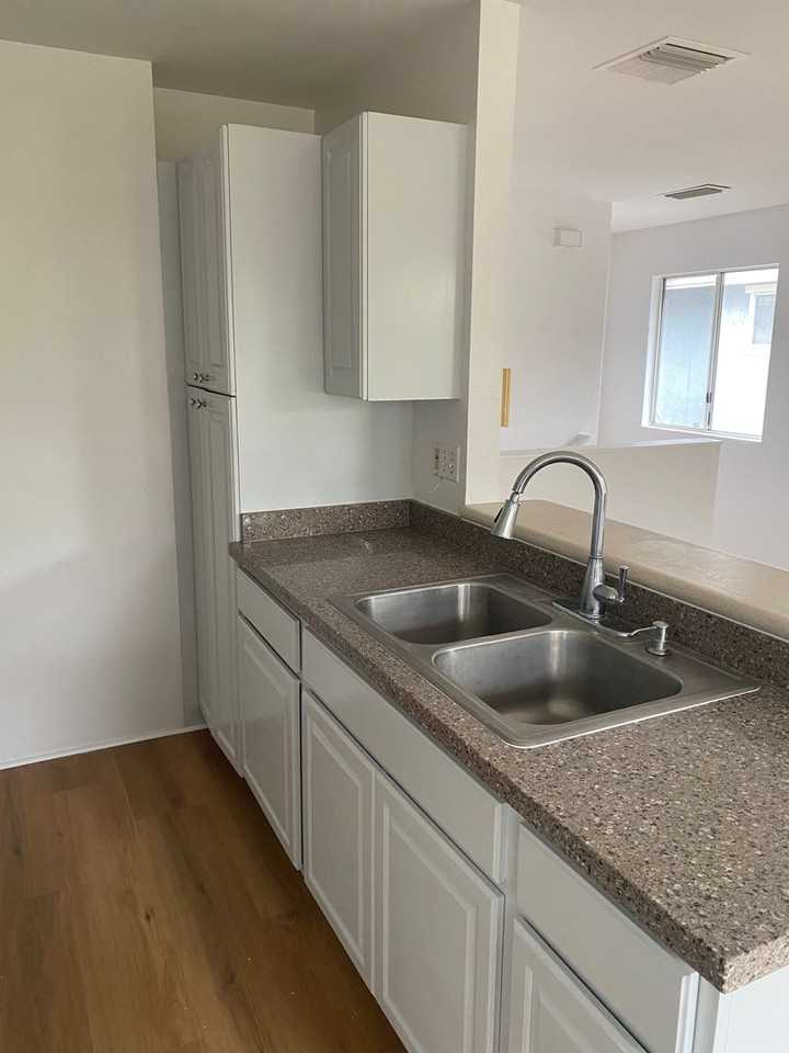 91-318 Makalea St #42 - Photo 2 of 11