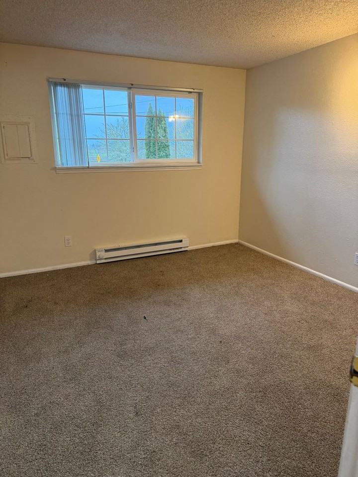 2799 Wallace Rd Nw - Photo 5 of 8