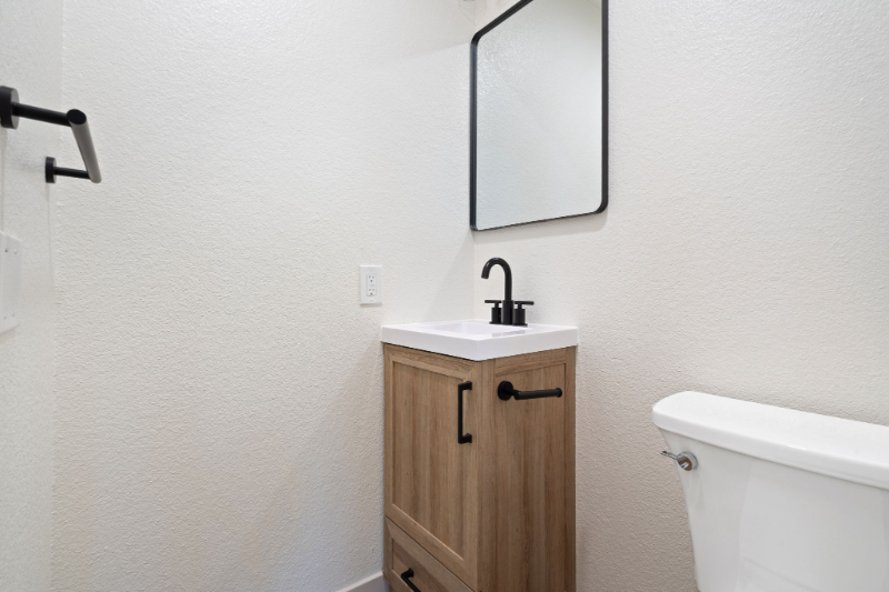 1624 Banyan Dr - Photo 7 of 15