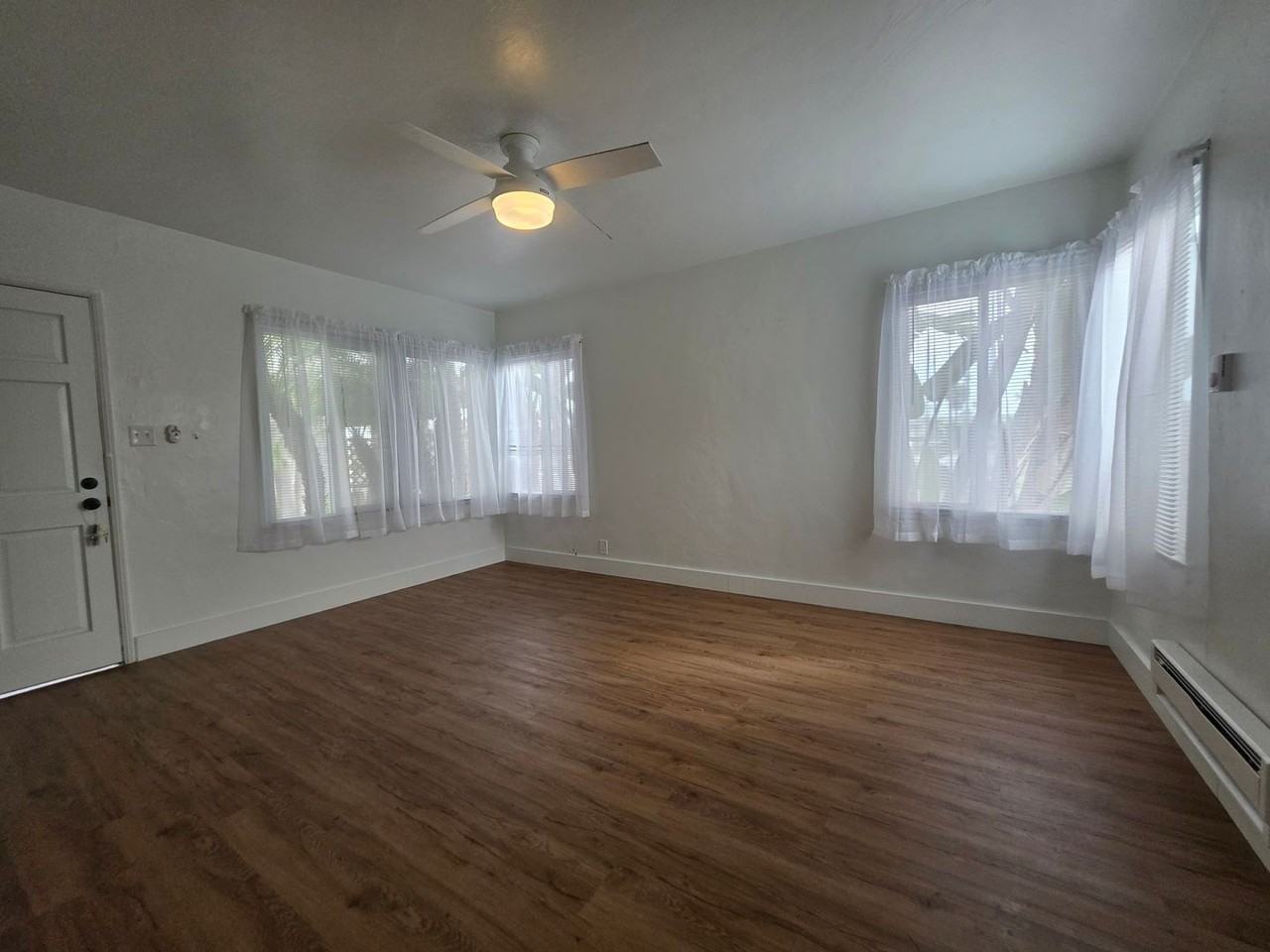 S. Myers St - Photo 2 of 24