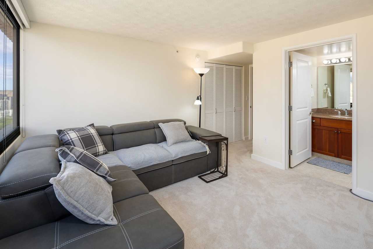 343 Hobron Ln #4202 - Photo 6 of 20