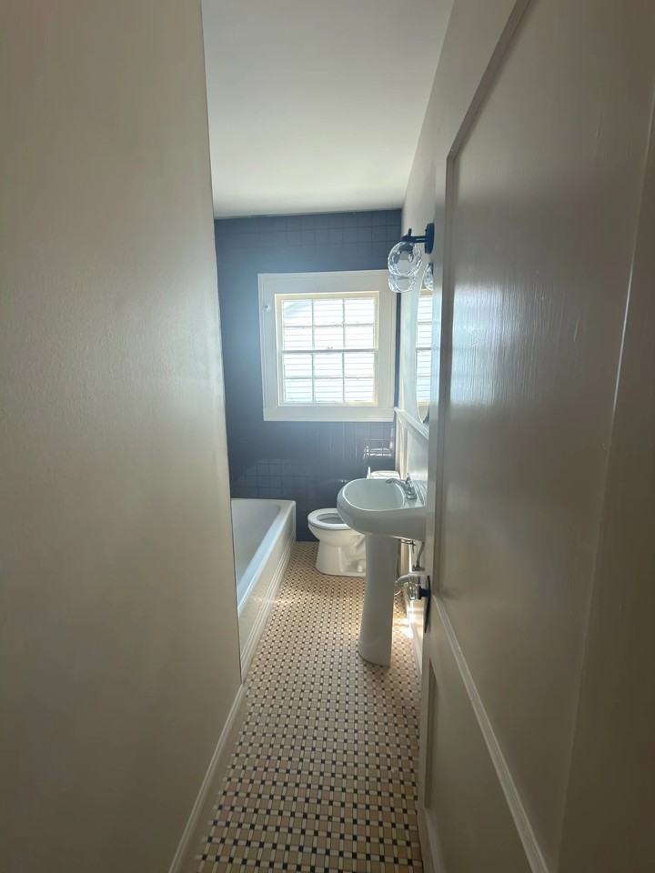 4019 Akard Ave - Photo 6 of 18