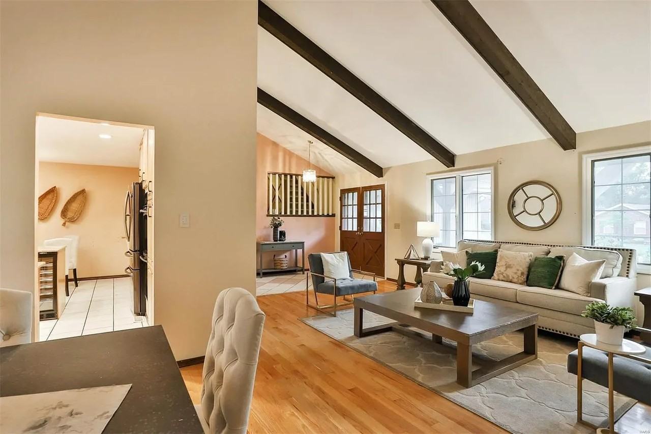 2019 Cedarmill Dr - Photo 7 of 27