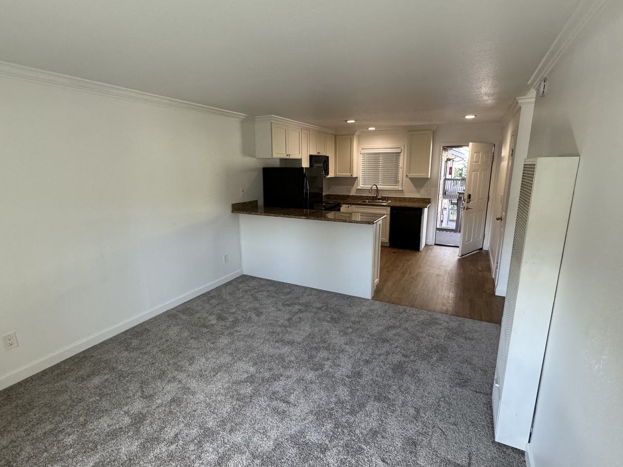 16914 Sonoma Hwy #6 - Photo 2 of 14