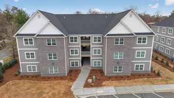 featured image of 7055 Hanesbrook Cir #102