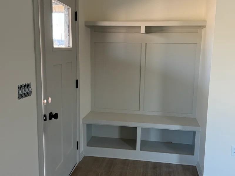 405 W Allison St - Photo 3 of 18