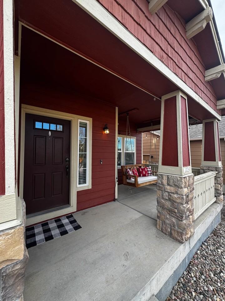 6675 Silverwind Cir - Photo 3 of 50