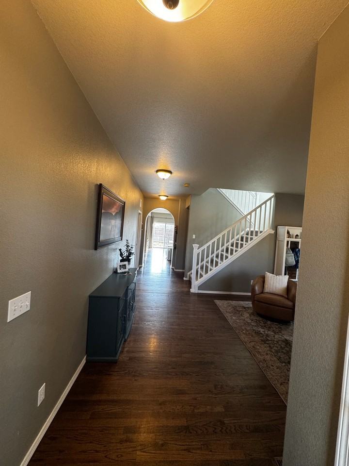 6675 Silverwind Cir - Photo 4 of 50