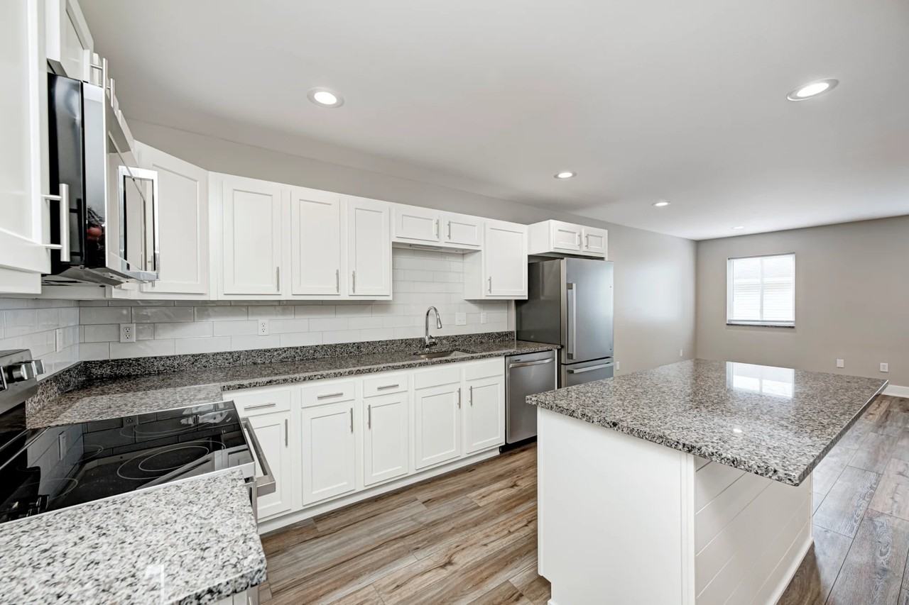 4977 W 16th St #C - Photo 2 of 12