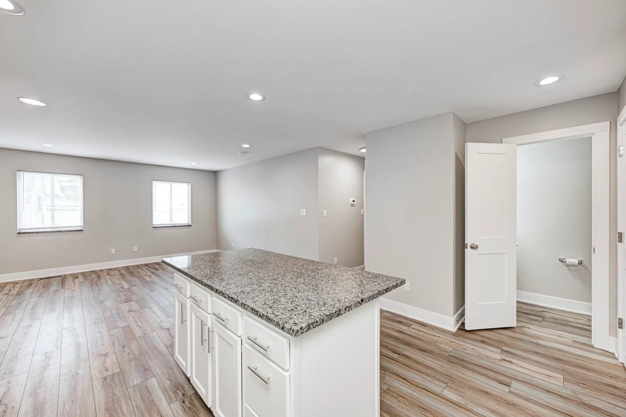 4977 W 16th St #C - Photo 4 of 12