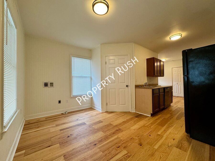 4521 Balcomb St #4523 - Photo 3 of 16