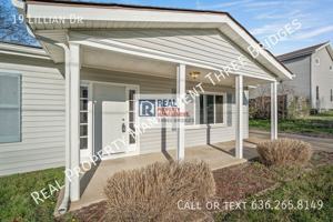 featured image of 19 Lillian Dr