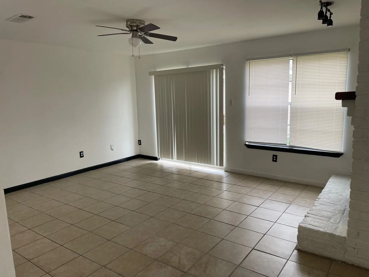 17822 Wild Willow Ln - Photo 2 of 6