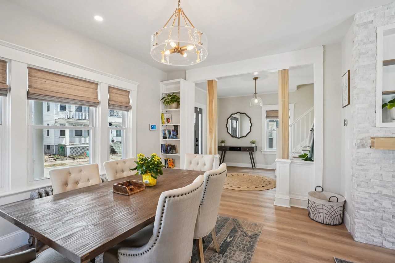 9 Lewis St - Photo 5 of 23