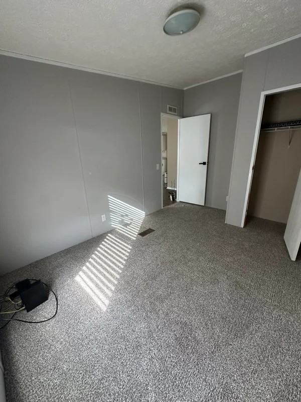 64 Hancock St - Photo 3 of 17