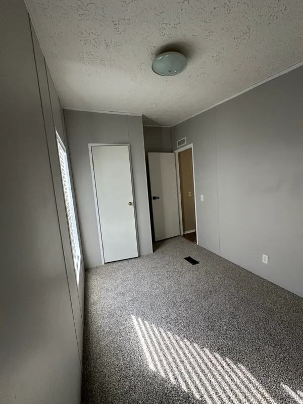 64 Hancock St - Photo 5 of 17