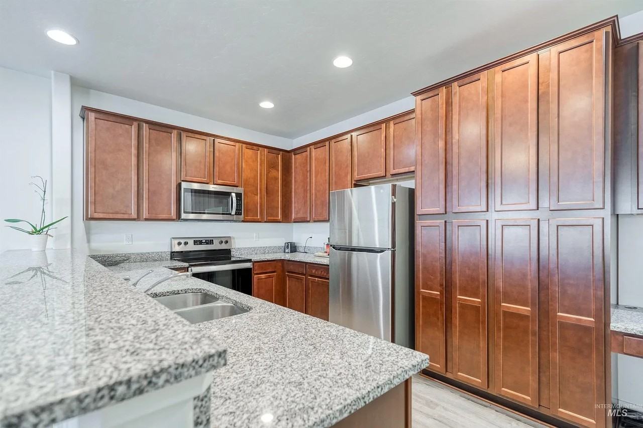 5709 E Bollo St - Photo 2 of 14