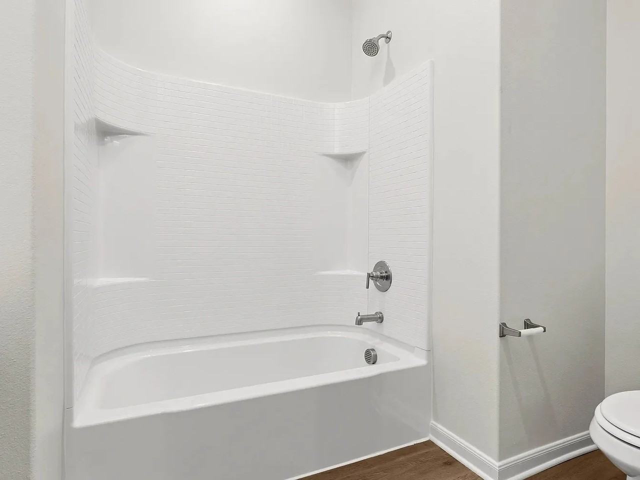 5607 Wembley Downs Dr - Photo 4 of 9