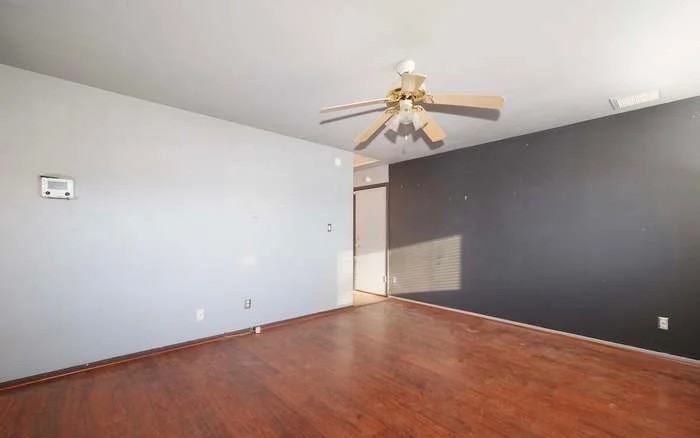 3714 W Echo Ln - Photo 3 of 16