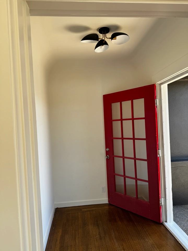 5964 Marshall St - Photo 4 of 11