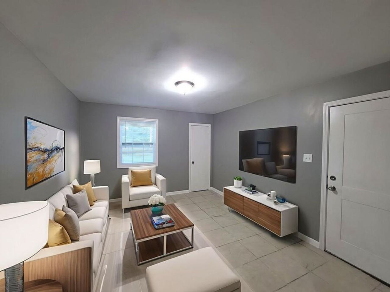 4649 Royal Ridge Dr #8 - Photo 2 of 7