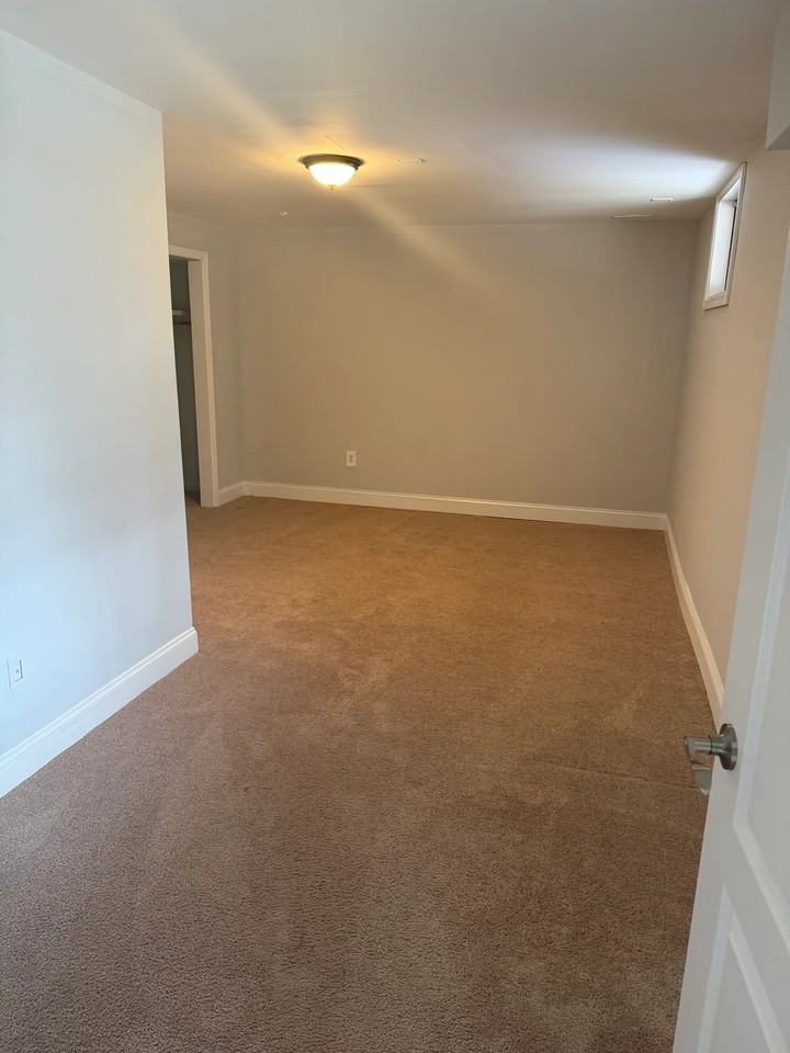 708 Angelwing Ln - Photo 5 of 16