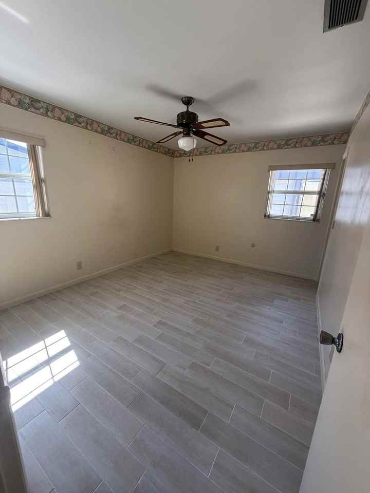 7908 N Woodlynne Ave - Photo 7 of 16