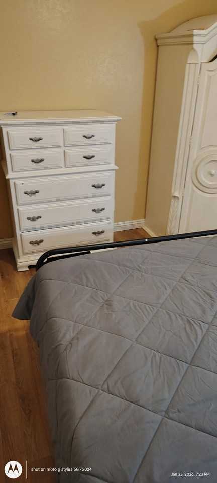 748 Stagecoach Ave - Photo 2 of 2