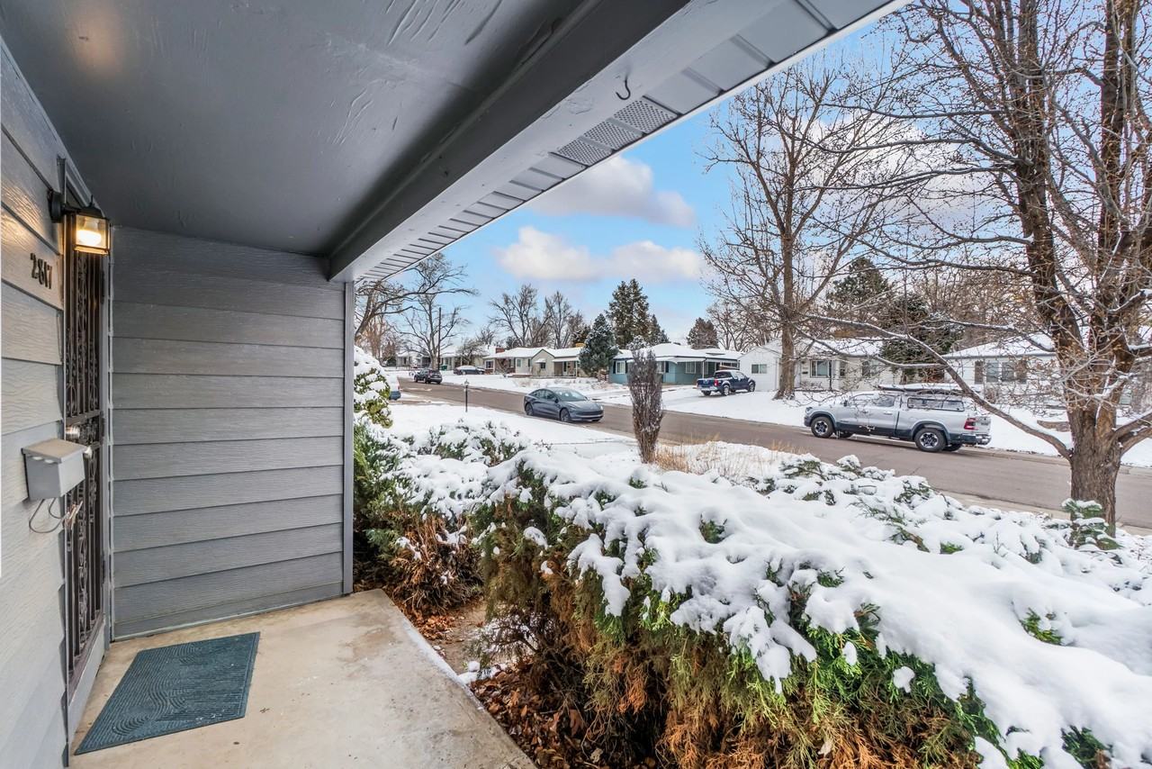 2817 Gray St - Photo 4 of 20