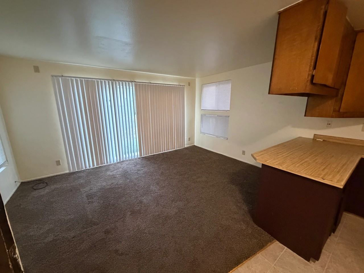 122 Frisbie St - Photo 2 of 11