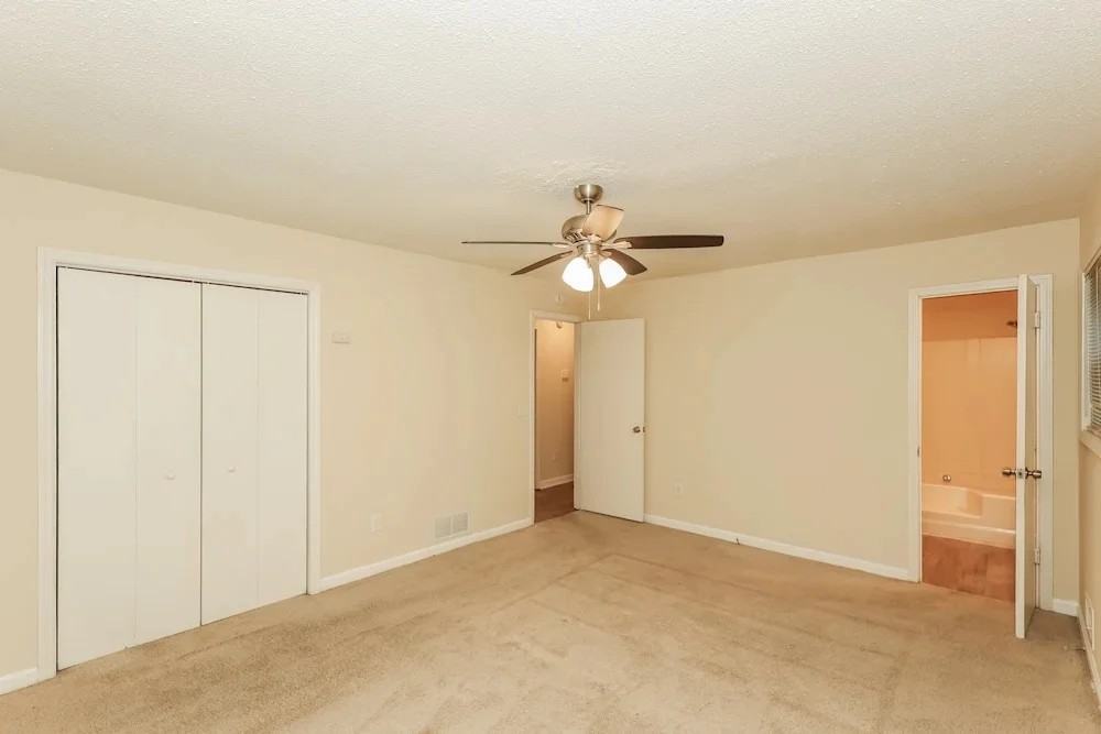 6713 Songwood Dr - Photo 5 of 9