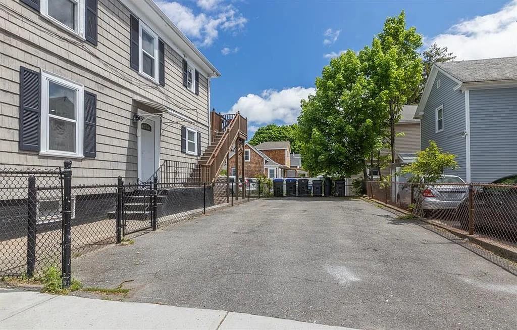 205 Ives St #205IVESST2 - Photo 2 of 9