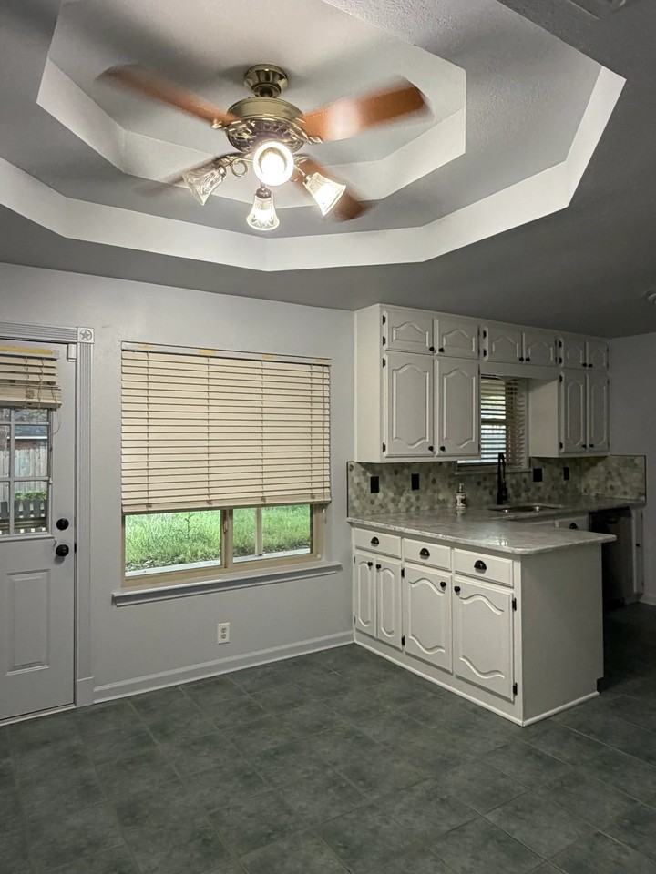 114 Driftwood Ln - Photo 4 of 8