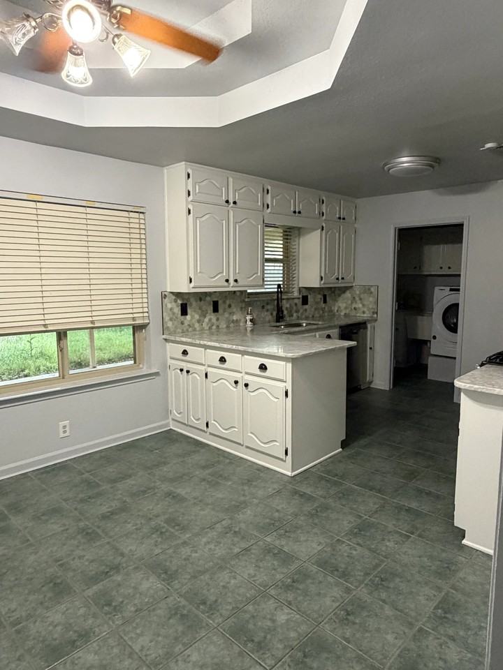 114 Driftwood Ln - Photo 6 of 8