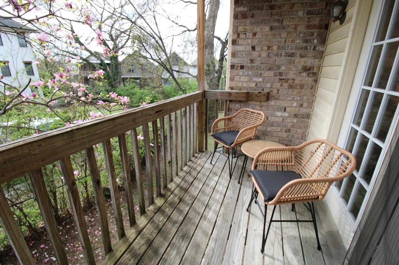 515 Chesterfield Ave #D - Photo 7 of 20