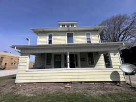 featured image of 514 E Main St Apt C #E